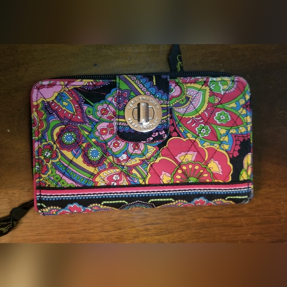 Vera Bradley turnlock wallet symphony in hue.